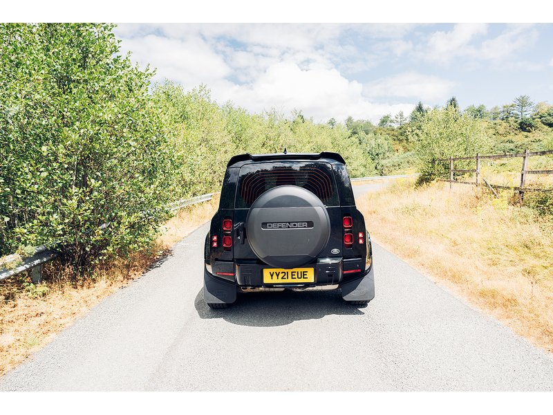 Land Rover 3.0 D200 MHEV S SUV 3dr Diesel Auto 4WD Euro 6 (s/s) (200 ps)
