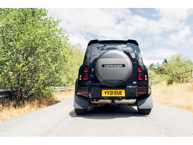 Land Rover 3.0 D200 MHEV S SUV 3dr Diesel Auto 4WD Euro 6 (s/s) (200 ps)