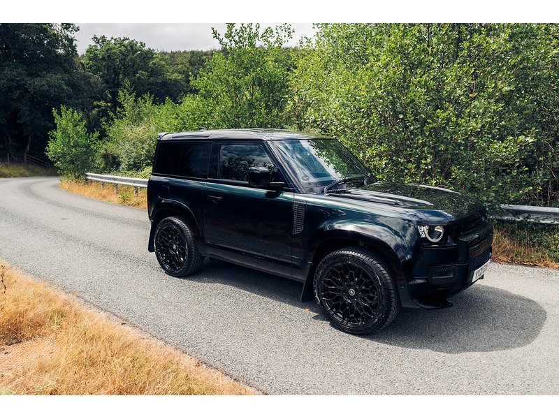 Land Rover 3.0 D200 MHEV S SUV 3dr Diesel Auto 4WD Euro 6 (s/s) (200 ps)