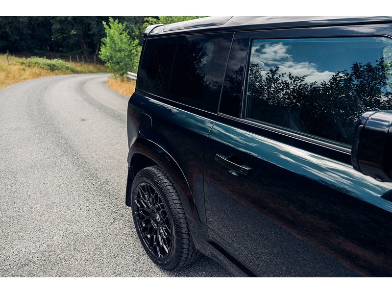 Land Rover 3.0 D200 MHEV S SUV 3dr Diesel Auto 4WD Euro 6 (s/s) (200 ps)