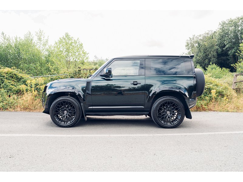 Land Rover 3.0 D200 MHEV S SUV 3dr Diesel Auto 4WD Euro 6 (s/s) (200 ps)