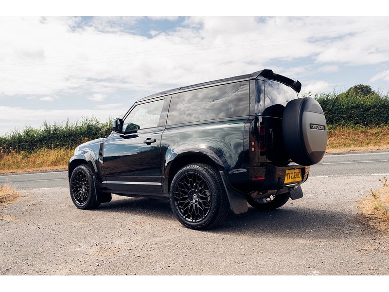 Land Rover 3.0 D200 MHEV S SUV 3dr Diesel Auto 4WD Euro 6 (s/s) (200 ps)