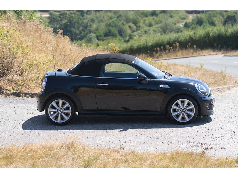 MINI 2.0 Cooper SD Convertible 2dr Diesel Manual Euro 5 (s/s) (143 ps)
