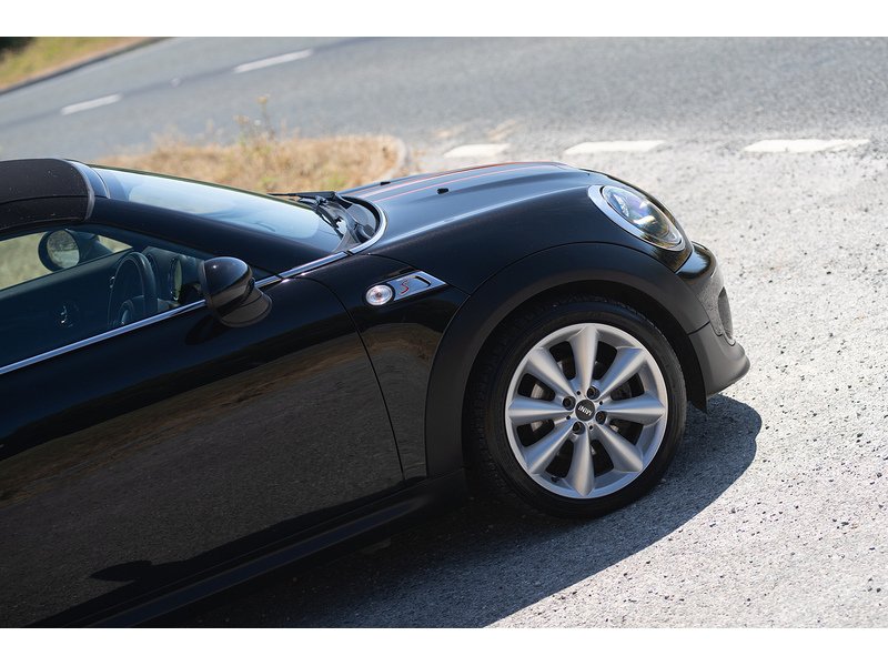 MINI 2.0 Cooper SD Convertible 2dr Diesel Manual Euro 5 (s/s) (143 ps)