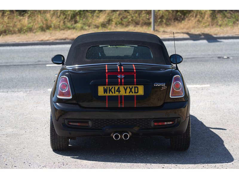 MINI 2.0 Cooper SD Convertible 2dr Diesel Manual Euro 5 (s/s) (143 ps)