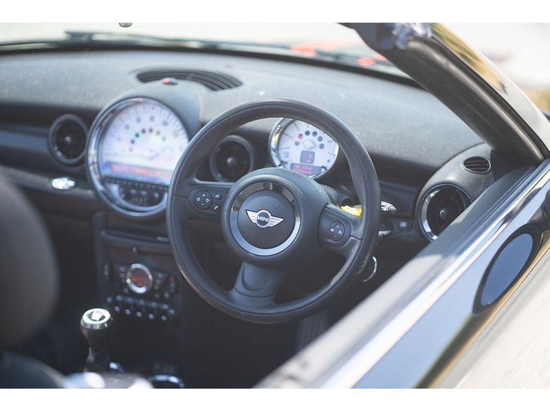 MINI 2.0 Cooper SD Convertible 2dr Diesel Manual Euro 5 (s/s) (143 ps)