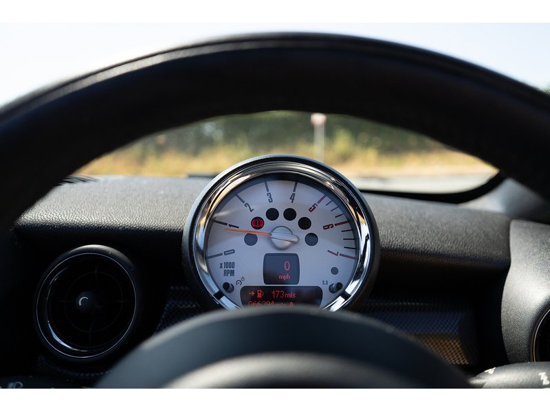 MINI 2.0 Cooper SD Convertible 2dr Diesel Manual Euro 5 (s/s) (143 ps)