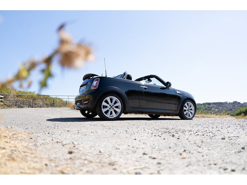 MINI 2.0 Cooper SD Convertible 2dr Diesel Manual Euro 5 (s/s) (143 ps)