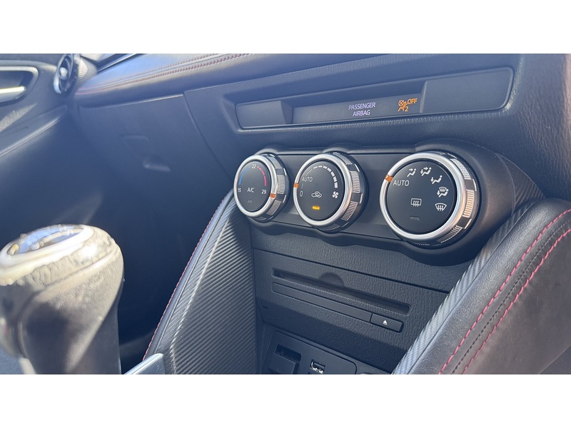 Mazda 1.5 SKYACTIV-G Sport Nav Hatchback 5dr Petrol Manual Euro 6 (s/s) (115 ps)