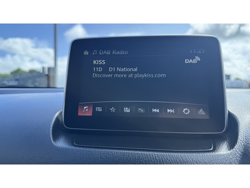 Mazda 1.5 SKYACTIV-G Sport Nav Hatchback 5dr Petrol Manual Euro 6 (s/s) (115 ps)