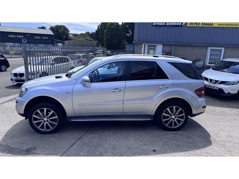 Mercedes-Benz 3.0 ML350 CDI V6 BlueEfficiency Grand Edition SUV 5dr Diesel G-Tronic 4WD Euro 5 (231 ps)