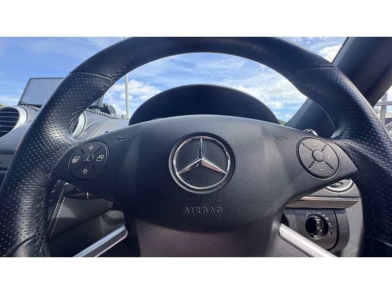 Mercedes-Benz 3.0 ML350 CDI V6 BlueEfficiency Grand Edition SUV 5dr Diesel G-Tronic 4WD Euro 5 (231 ps)