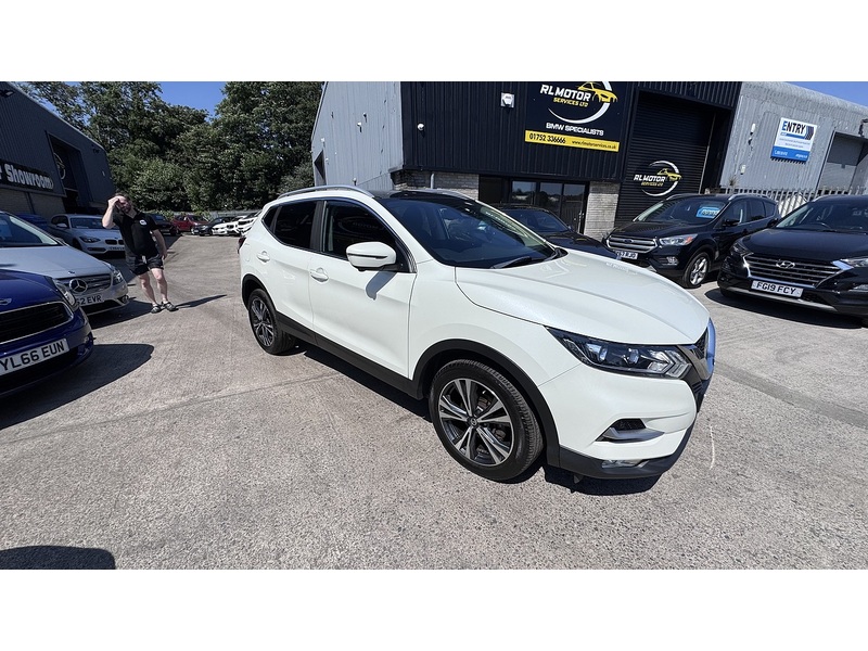 Nissan 1.5 dCi N-Connecta SUV 5dr Diesel Manual Euro 6 (s/s) (110 ps)