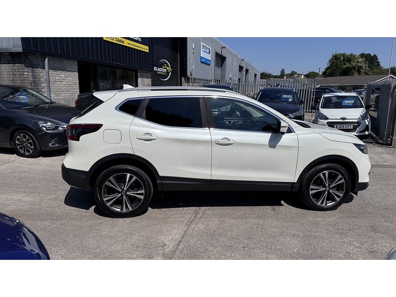 Nissan 1.5 dCi N-Connecta SUV 5dr Diesel Manual Euro 6 (s/s) (110 ps)