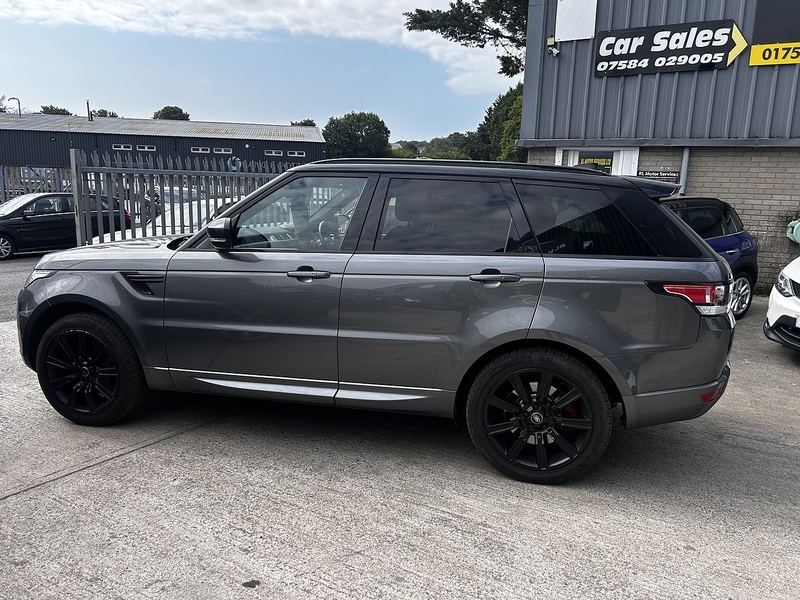 Land Rover 3.0 SD V6 HSE Dynamic SUV 5dr Diesel Auto 4WD Euro 6 (s/s) (306 ps)