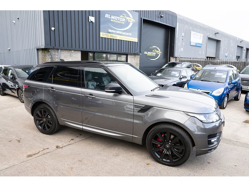 Land Rover 3.0 SD V6 HSE Dynamic SUV 5dr Diesel Auto 4WD Euro 6 (s/s) (306 ps)