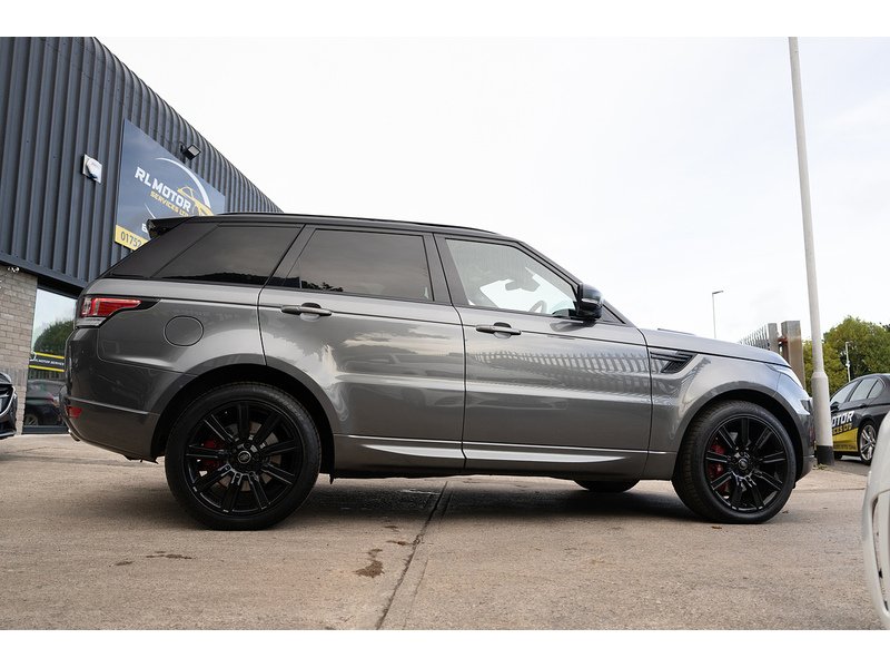 Land Rover 3.0 SD V6 HSE Dynamic SUV 5dr Diesel Auto 4WD Euro 6 (s/s) (306 ps)