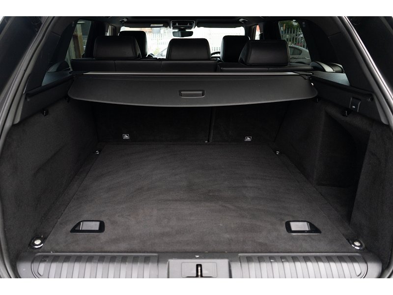 Land Rover 3.0 SD V6 HSE Dynamic SUV 5dr Diesel Auto 4WD Euro 6 (s/s) (306 ps)