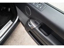 3.0 SD V6 HSE Dynamic SUV 5dr Diesel Auto 4WD Euro 6 (s/s) (306 ps)
