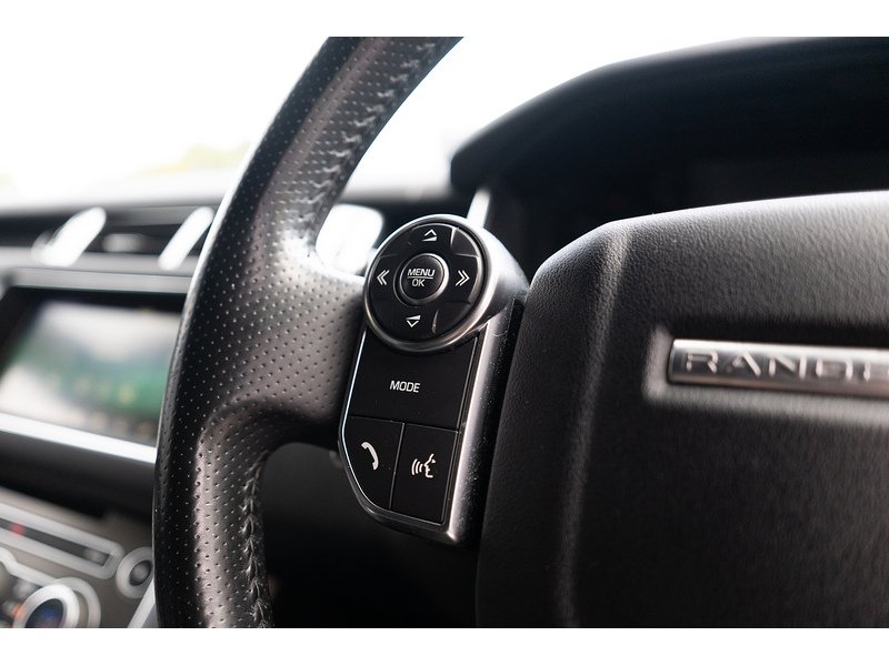 Land Rover 3.0 SD V6 HSE Dynamic SUV 5dr Diesel Auto 4WD Euro 6 (s/s) (306 ps)