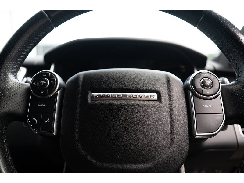 Land Rover 3.0 SD V6 HSE Dynamic SUV 5dr Diesel Auto 4WD Euro 6 (s/s) (306 ps)