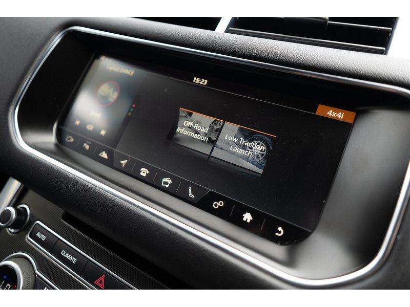 Land Rover 3.0 SD V6 HSE Dynamic SUV 5dr Diesel Auto 4WD Euro 6 (s/s) (306 ps)