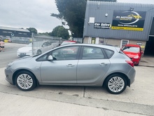 Energy Hatchback 1.6 Manual Petrol