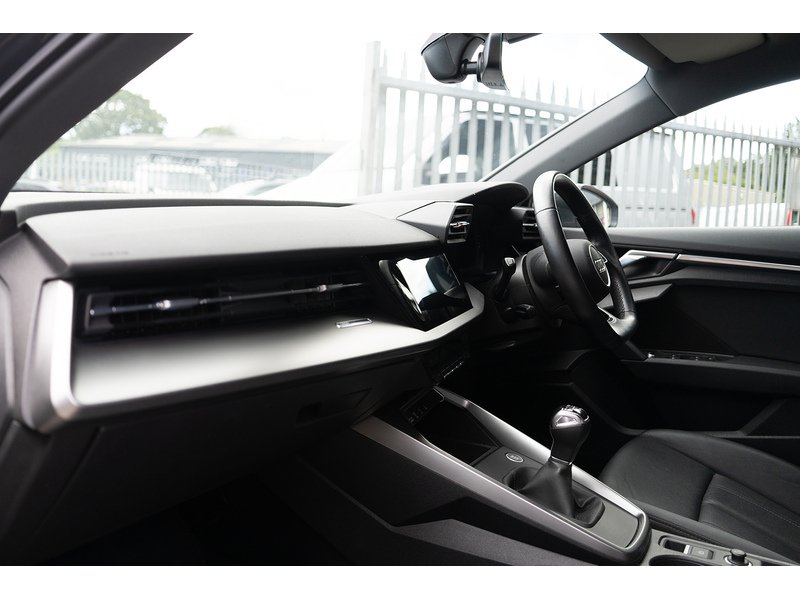 Audi 1.5 TFSI 35 Sport Sportback 5dr Petrol Manual Euro 6 (s/s) (150 ps)