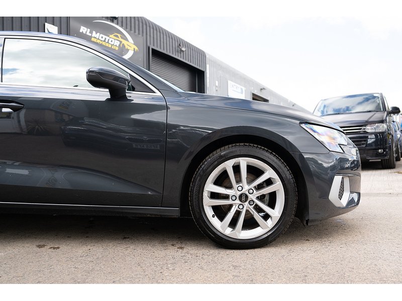 Audi 1.5 TFSI 35 Sport Sportback 5dr Petrol Manual Euro 6 (s/s) (150 ps)