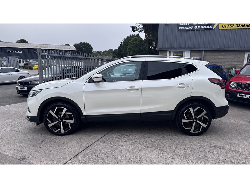 Nissan 1.6 dCi Tekna SUV 5dr Diesel XTRON Euro 6 (s/s) (130 ps)