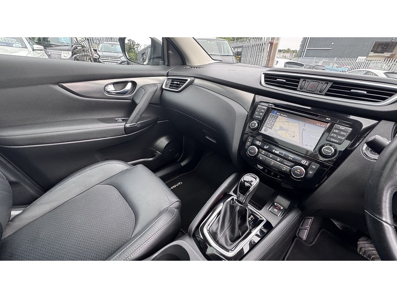 Nissan 1.6 dCi Tekna SUV 5dr Diesel XTRON Euro 6 (s/s) (130 ps)