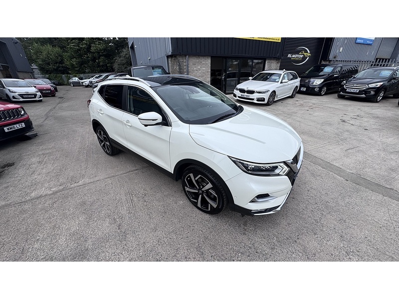 Nissan 1.6 dCi Tekna SUV 5dr Diesel XTRON Euro 6 (s/s) (130 ps)