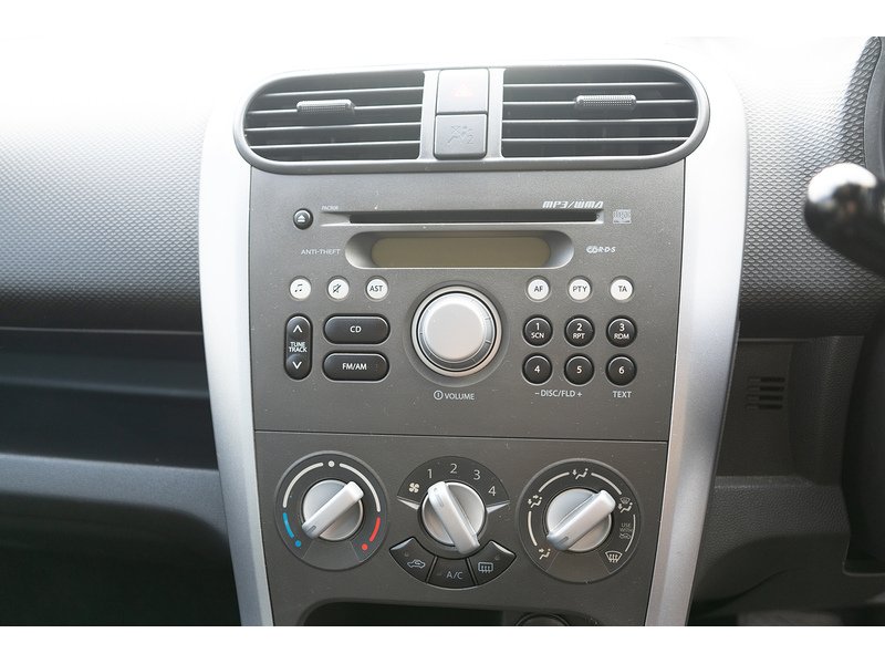 Vauxhall 1.2 VVT SE MPV 5dr Petrol Auto Euro 5 (94 ps)