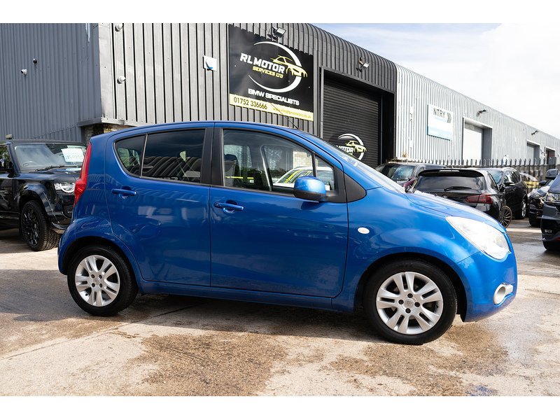 Vauxhall 1.2 VVT SE MPV 5dr Petrol Auto Euro 5 (94 ps)