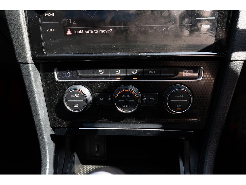 Volkswagen 2.0 TDI BlueMotion Tech GTD Hatchback 5dr Diesel Manual Euro 6 (s/s) (184 ps)