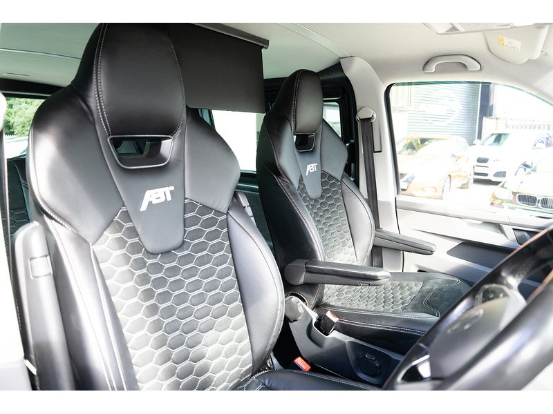 Volkswagen 2.0 TDI T32 Highline Kombi Double Cab 5dr Diesel DSG FWD SWB Euro 6 (s/s) (150 ps)
