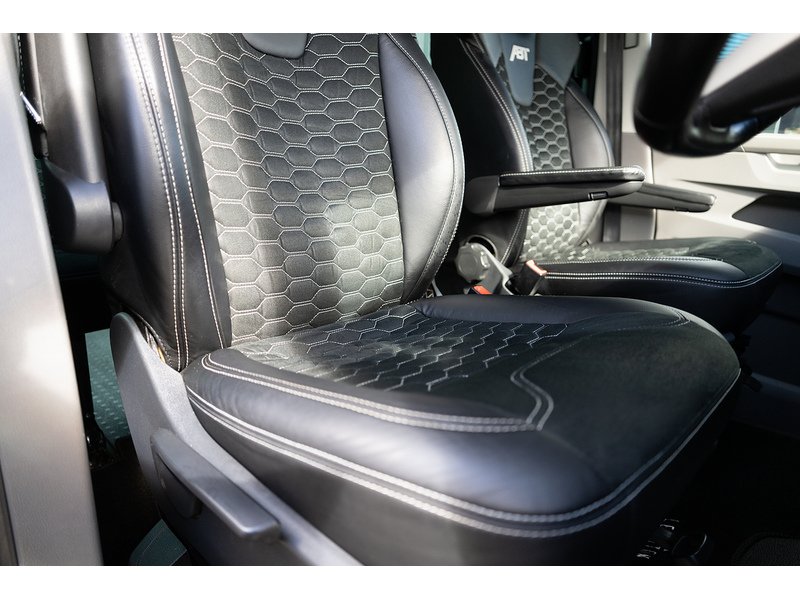 Volkswagen 2.0 TDI T32 Highline Kombi Double Cab 5dr Diesel DSG FWD SWB Euro 6 (s/s) (150 ps)