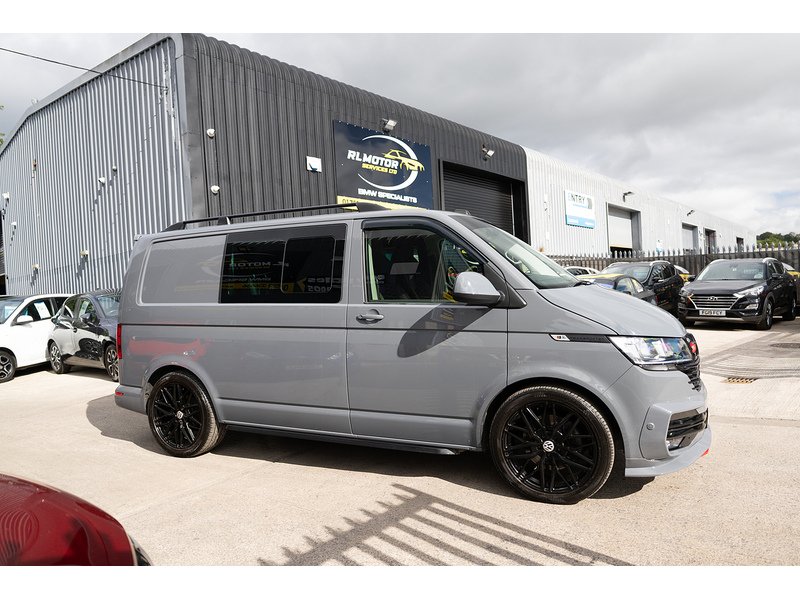 Volkswagen 2.0 TDI T32 Highline Kombi Double Cab 5dr Diesel DSG FWD SWB Euro 6 (s/s) (150 ps)
