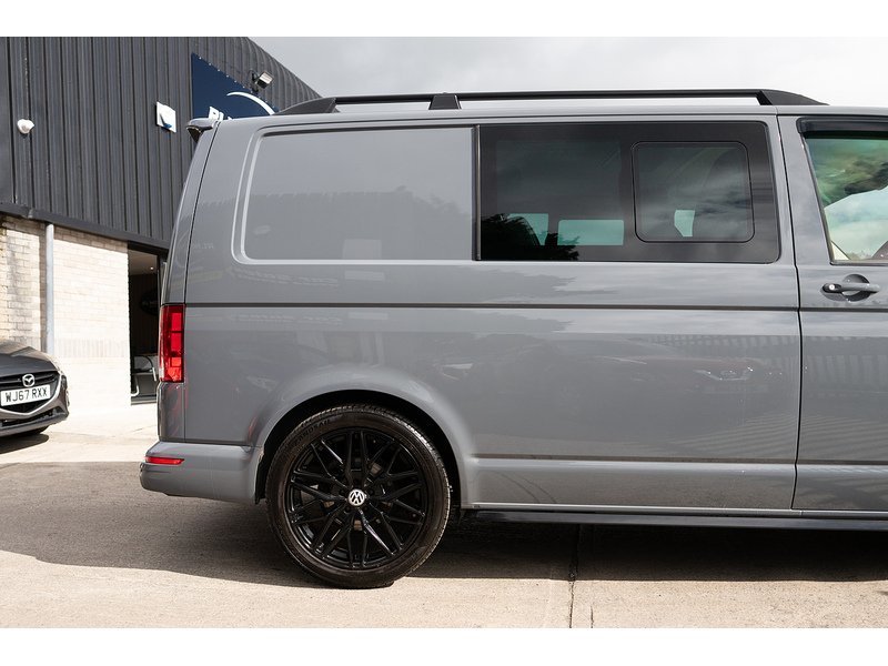 Volkswagen 2.0 TDI T32 Highline Kombi Double Cab 5dr Diesel DSG FWD SWB Euro 6 (s/s) (150 ps)