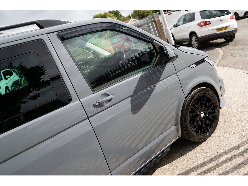Volkswagen 2.0 TDI T32 Highline Kombi Double Cab 5dr Diesel DSG FWD SWB Euro 6 (s/s) (150 ps)