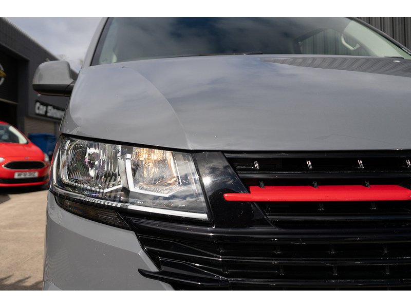 Volkswagen 2.0 TDI T32 Highline Kombi Double Cab 5dr Diesel DSG FWD SWB Euro 6 (s/s) (150 ps)