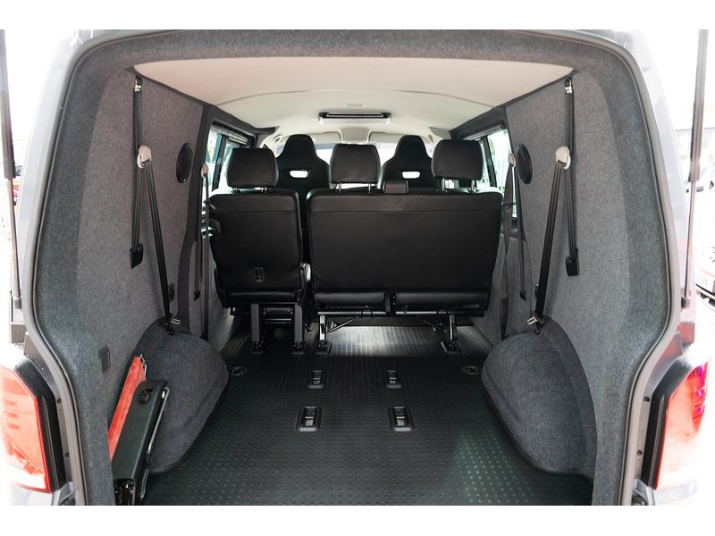 Volkswagen 2.0 TDI T32 Highline Kombi Double Cab 5dr Diesel DSG FWD SWB Euro 6 (s/s) (150 ps)