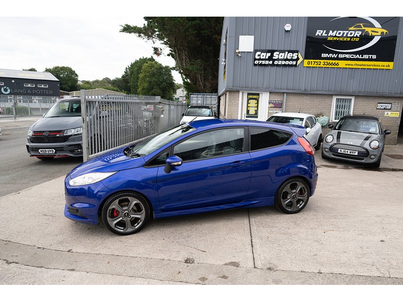 Ford 1.6T EcoBoost ST-2 Hatchback 3dr Petrol Manual Euro 6 (182 ps)