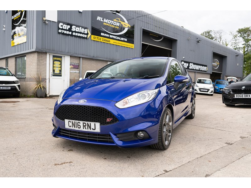 Ford 1.6T EcoBoost ST-2 Hatchback 3dr Petrol Manual Euro 6 (182 ps)