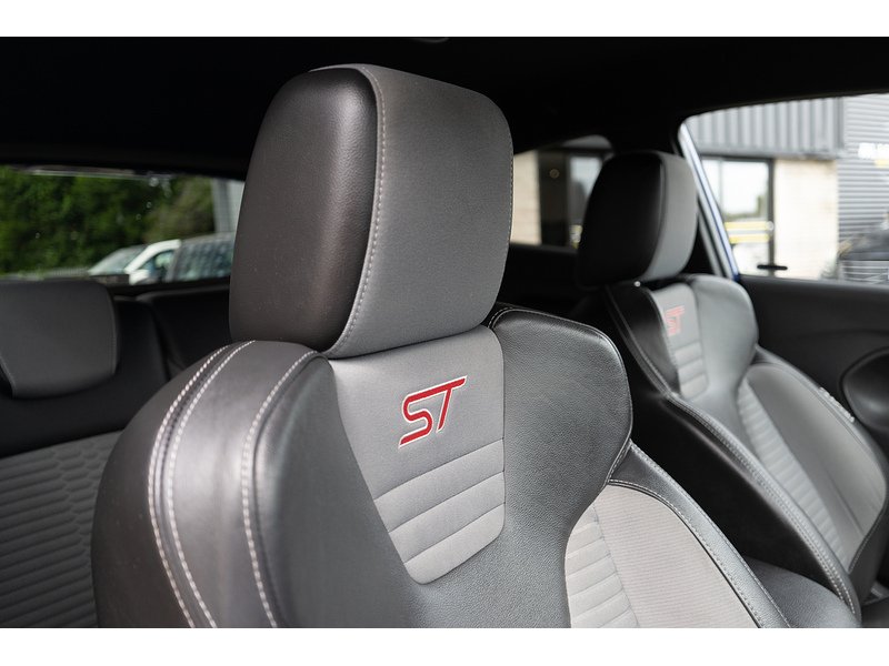 Ford 1.6T EcoBoost ST-2 Hatchback 3dr Petrol Manual Euro 6 (182 ps)