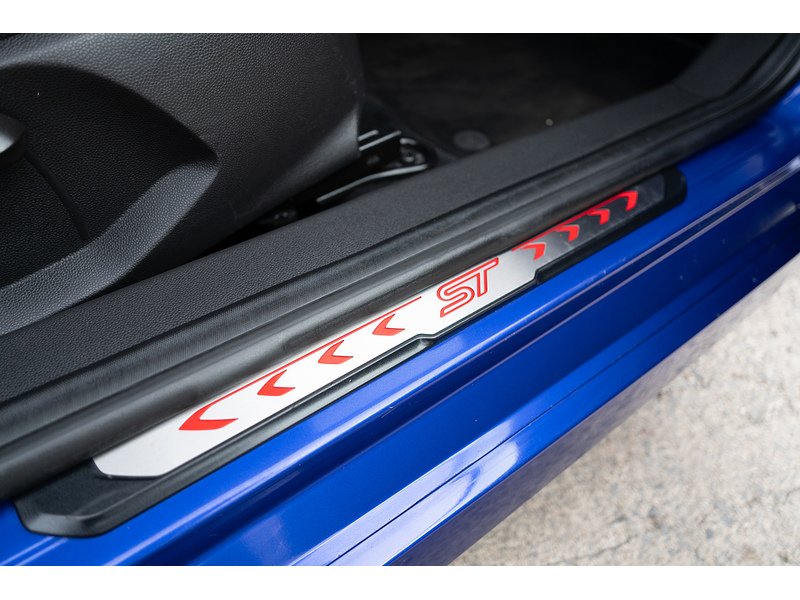 Ford 1.6T EcoBoost ST-2 Hatchback 3dr Petrol Manual Euro 6 (182 ps)