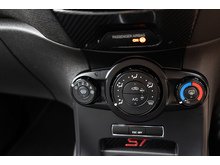 1.6T EcoBoost ST-2 Hatchback 3dr Petrol Manual Euro 6 (182 ps)