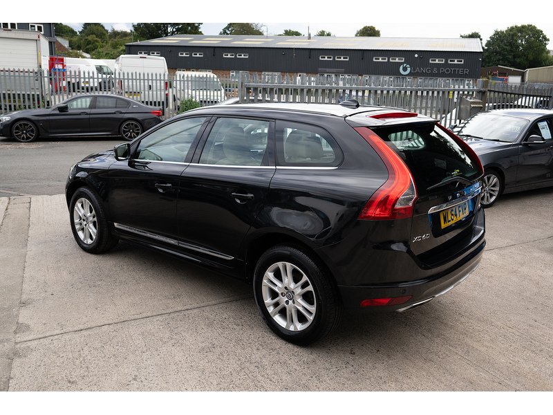 Volvo 2.0 D4 SE Lux Nav SUV 5dr Diesel Manual Euro 6 (s/s) (181 ps)