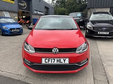 1.0 BlueMotion Tech beats Hatchback 3dr Petrol Manual Euro 6 (s/s) (75 ps)