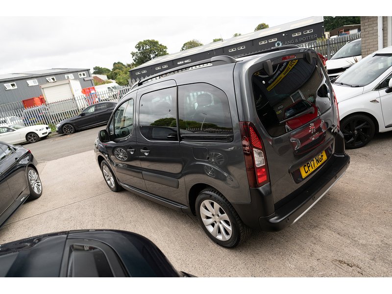Peugeot 1.6 BlueHDi Outdoor MPV 5dr Diesel Manual Euro 6 (s/s) (120 ps)